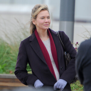 Renée Zellweger sur le tournage du film "Bridget Jones 3" au Stratford Olympic Park à Londres, le 6 novembre 2015.