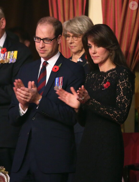 Le duc et la duchesse de Cambridge au Royal British Legion Festival of Remembrance au Royal Albert Hall de Londres, le 7 novembre 2015