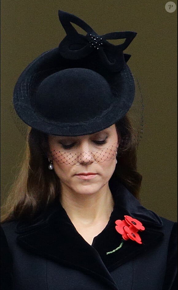 La duchesse de Cambridge lors des cérémonies du "Remembrance Day" au Cénotaphe de Whitehall à Londres, le 8 novembre 2015