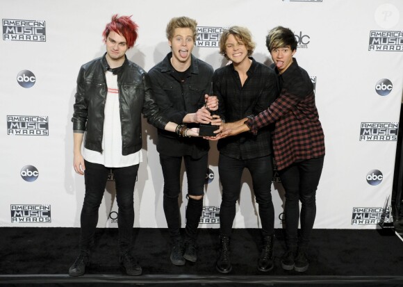 5 Seconds of Summer - Soirée "American Music Award" à Los Angeles le 23 novembre 2014.-