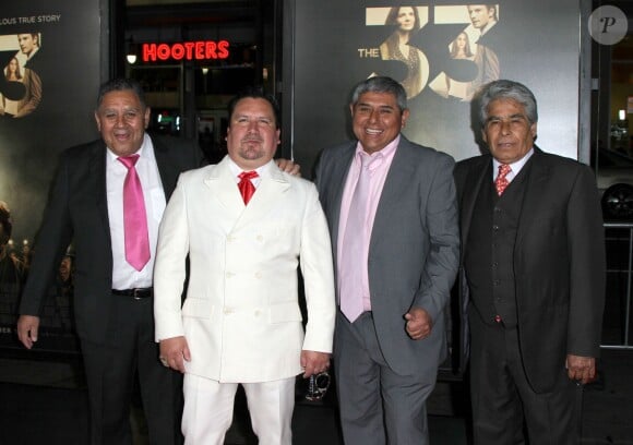 Mario Gomez, Luis Urzua, Edison Pena, Juan Carlos Aguilar à la première de "The 33" à Hollywood, le 10 novembre 2015