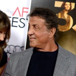 Sylvester Stallone et Jennifer Flavin lors de la première de The 33 au AFI FEST 2015, TCL Chinese Theatre, Los Angeles, le 9 novembre.