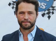 Jason Priestley : Hospitalisé après une lourde chute à cheval !