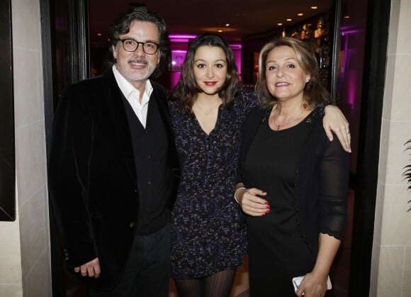 Violette Barratier, sa mère et son père Christophe Barratier au cocktaïl du 2e Festival du Cinéma et Musique de film de la Baule, le 12 Novembre 2015.