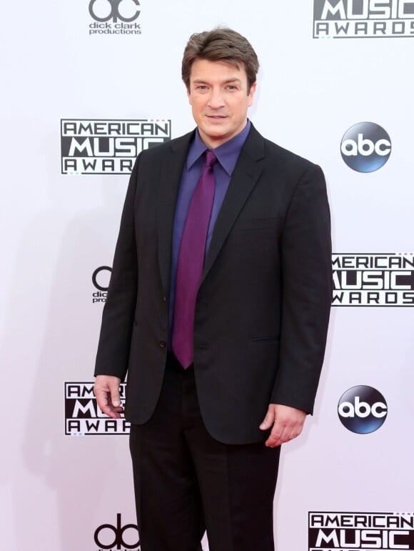 Nathan Fillion lors de la soirée "American Music Awards" à Los Angeles. Le 23 novembre 2014