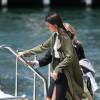 Kendall Jenner monte à bord d'un yacht au port de Sydney. Le 17 novembre 2015.