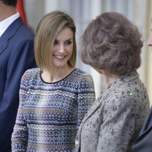 Le roi Felipe VI et la reine Letizia, avec le roi Juan Carlos Ier et la reine Sofia, ont remis le 17 novembre 2015 au palais royal du Pardo les Prix nationaux du Sport 2014.