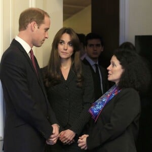 Le prince William et la duchesse Catherine de Cambridge ont signé dans l'après-midi du 17 novembre 2015 à l'ambassade de France à Londres le registre de condoléances ouvert suite aux attentats terroristes qui ont fait 129 morts à Paris le 13 novembre.