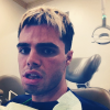 Reid Ewing a posté une photo de lui chez le dentiste sur son compte Instagram.