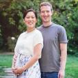 Mark Zuckerberg annonce l'arrivée prochaine d'un premier bébé avec Priscilla Chan le 31 juillet 2015 sur Facebook.
