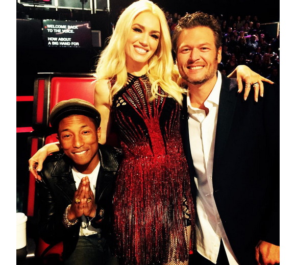 Gwen Stefani, Blake Shelton et Pharrell Williams dans les studios de l'émission The Voice / photo postée sur Instagram au mois de novembre 2015.
