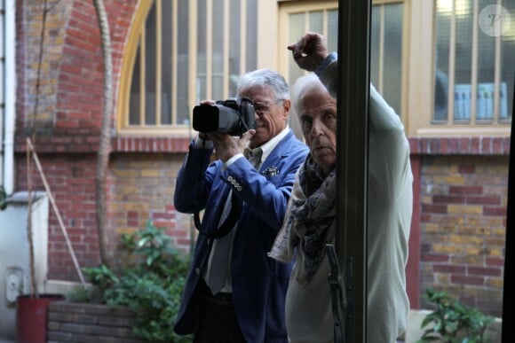 Jean-Marie Périer - Making of de la photographie "Tous avec Lino", pour fêter les 50 ans de l'organisation Perce-Neige fondé par Lino et Odette Ventura.