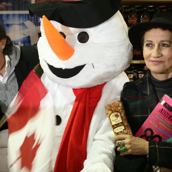 Philippe Candeloro et Caroline Loeb - Lancement du Marché de Noël de La Défense le 26 novembre 2015.