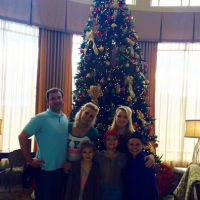 Britney Spears, assortie à sa nièce Maddie, fête Thanksgiving en famille