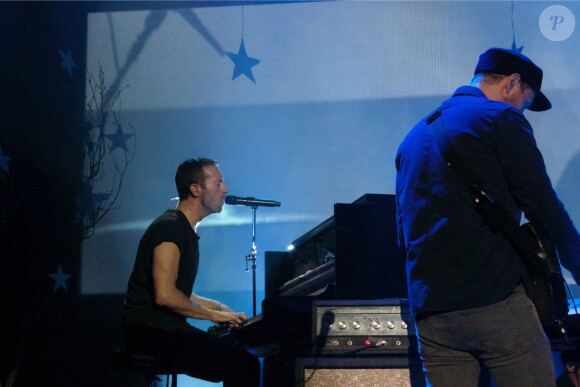 Chris Martin - Coldplay en concert au Casino de Paris le 28 mai 2014.