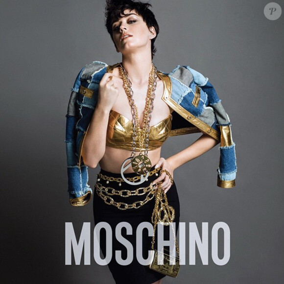 Katy Perry est la nouvelle égérie du couturier italien Moschino. Le 10 juin 2015.