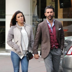 Eva Longoria et son chéri José, à Mexico, le 27 novembre 2015