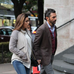 Eva Longoria et son chéri José, à Mexico, le 27 novembre 2015