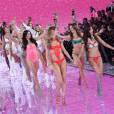 Les Anges mènent le final du défilé Victoria's Secret 2015 à New York, le 10 novembre 2015.