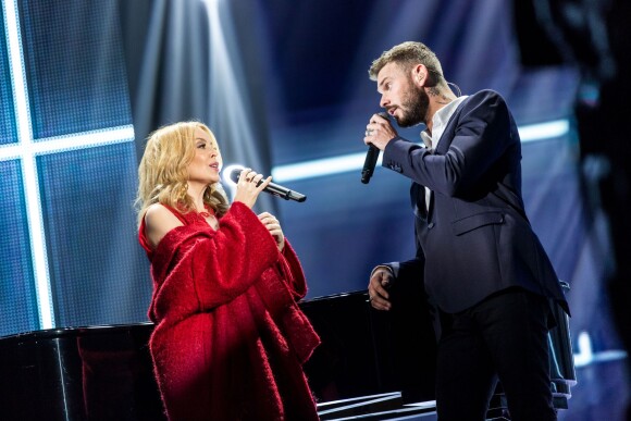 Exclusif - Kylie Minogue et M. Pokora (Matt Pokora) en répétition le 3 décembre 2015 pour l'émission "Bercy fête ses 30 ans - Le concert anniversaire", diffusée le 4 décembre sur TF1 en direct de l'AccorHotels Arena à Paris. © Cyril Moreau - Veeren Ramsamy / Bestimage.