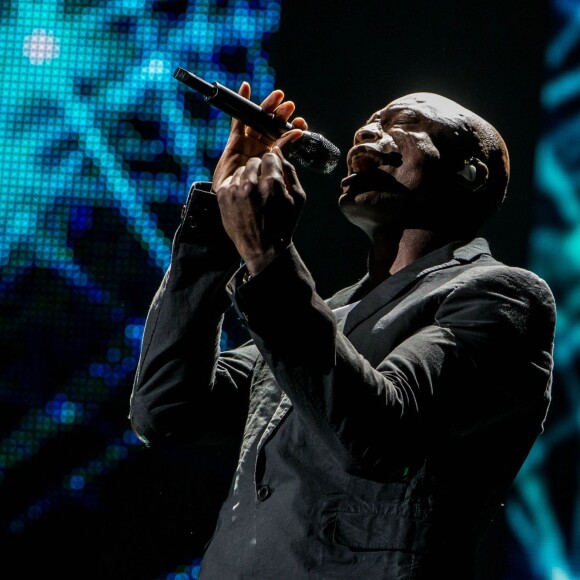 Exclusif - Seal en répétition le 3 décembre 2015 pour l'émission "Bercy fête ses 30 ans - Le concert anniversaire", diffusée le 4 décembre sur TF1 en direct de l'AccorHotels Arena à Paris. © Veeren/Moreau/Bestimage