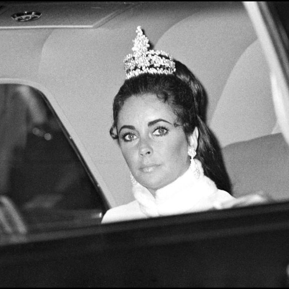 Elizabeth Taylor à Paris en 1967.-