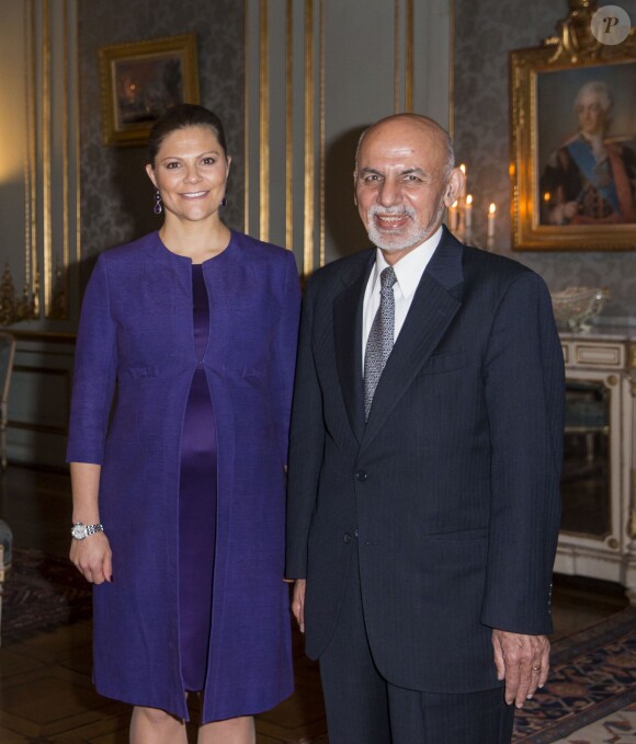 La princesse Victoria de Suède, enceinte, recevait le président afghan Ashraf Ghani, au palais royal de Stockholm, le 4 décembre 2015