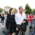 Jean Dujardin et sa compagne Nathalie Péchalat à l'inauguration du cinéma communal Jean Dujardin à Lesparre-Médoc le 27 juin 2015