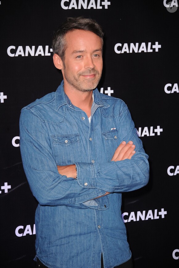 Yann Barthes et l'equipe du 'Petit Journal' lors de la soiree de rentree Canal plus organisee a Paris, le 28 aoît 2013.