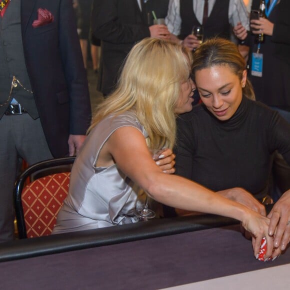 Pamela Anderson et Lilly Becker au Casino Zell Am See de Saalbach-Hinterglemm, le 5 décembre 2015