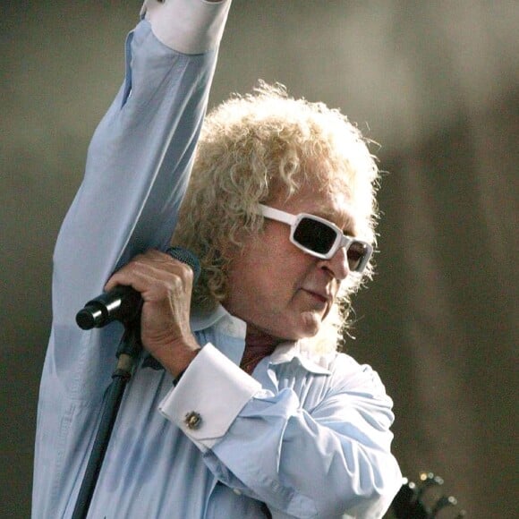 Le chanteur Michel Polnareff en concert à Paris, le 14 juillet 2007.