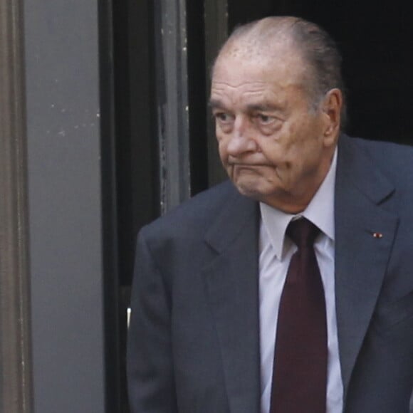 Jacques Chirac est allé déjeuner au restaurant "Le père Claude" avec sa femme Bernadette et sa fille Claude à Paris le 4 octobre 2014.