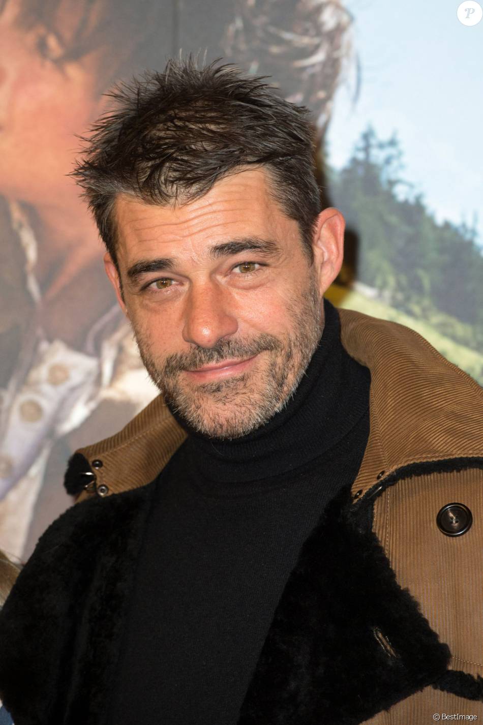 Thierry Neuvic Lors De La Premi re Du Film Belle Et S bastien L 