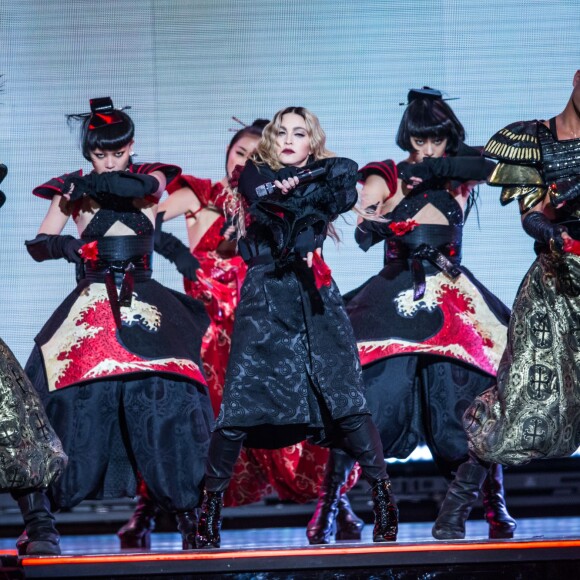 Concert de Madonna à l'AccorHotels Arena (ex-Bercy) à Paris, le 9 décembre 2015.