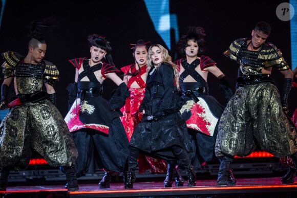 Concert de Madonna à l'AccorHotels Arena (ex-Bercy) à Paris, le 9 décembre 2015.