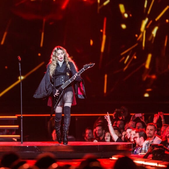 Concert de Madonna à l'AccorHotels Arena (ex-Bercy) à Paris, le 9 décembre 2015.