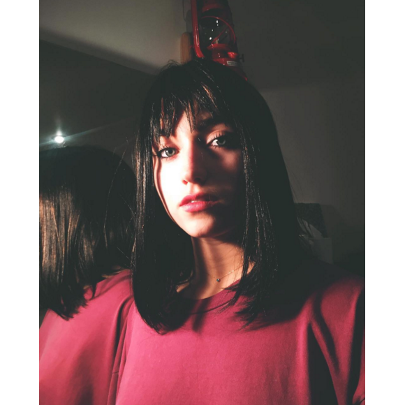 Chloé Jouannet, fille d'Alexandra Lamy, métamorphosée en brune (photo postée le 10 décembre 2015)