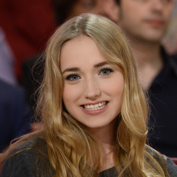 Chloé Jouannet (fille d' Alexandra Lamy) - Enregistrement de l'émission "Vivement Dimanche" à Paris le 19 mars 2014.