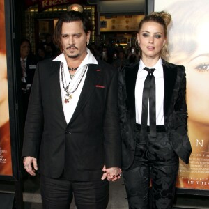 Johnny Depp et sa femme Amber Heard - Première de "The Danish Girl" au théatre Westwood village à Westwood le 21 novembre 2015.