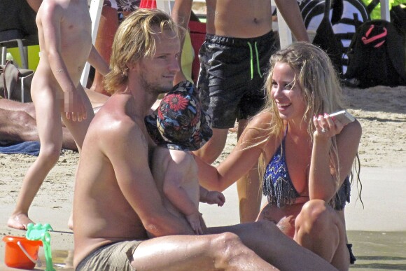 Ivan Rakitic et sa femme Raquel Mauri avec leur fille en vacances à Ibiza Le 04 Juillet 2014