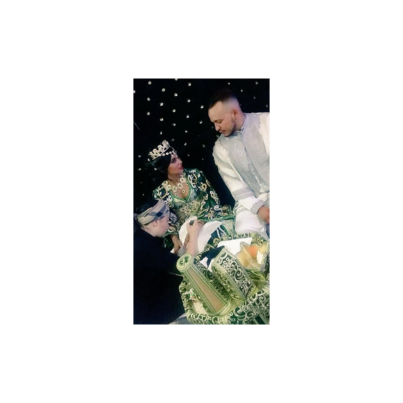 Jessica des Anges de la télé-réalité le jour de son mariage avec Zack / photo postée sur Twitter le 22 octobre 2015.