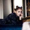 Iris Law (15 ans) apparaît sur la campagne publicitaire de la collection Violetta Fancies You x Illustrated People. Photo par Luke Freeman.