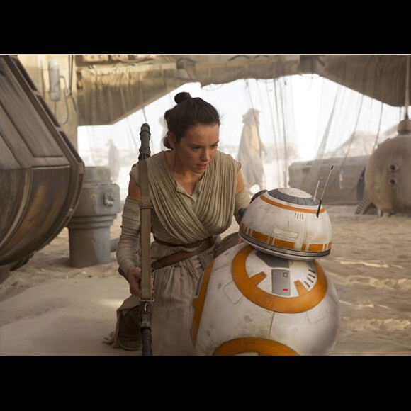 Daisy Ridley dans Star Wars : Le Réveil de la Force.