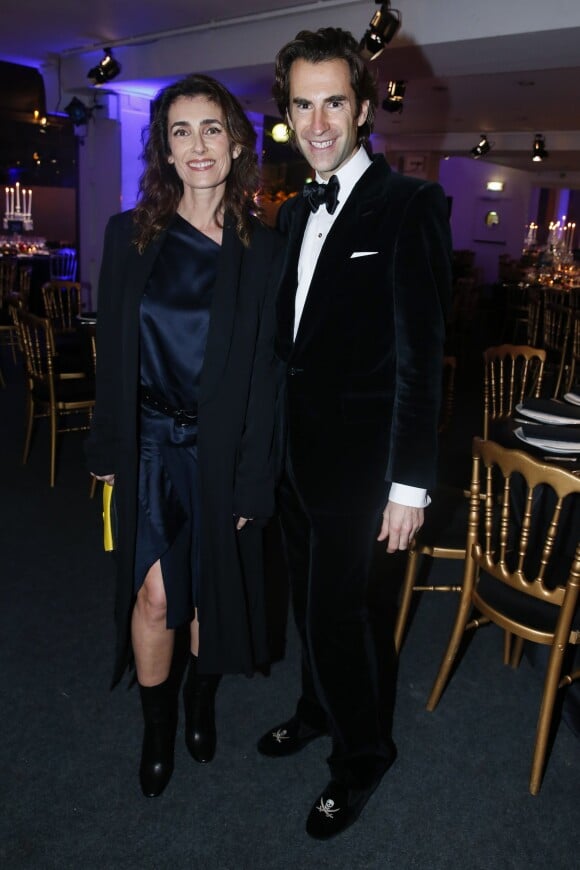 Mademoiselle Agnès (Agnès Boulard) et Pierre Pelegry - Dîner organisé par Babeth Djian au profit de l'association AEM (un Avenir pour les Enfants du Monde) au bénéfice des enfants du Rwanda, à l'Espace Pierre Cardin, à Paris, le 16 décembre 2015. © Olivier Borde / Bestimage