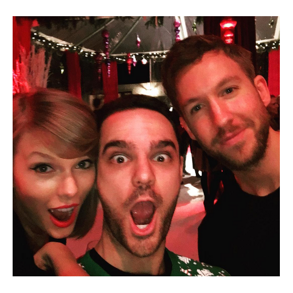 Calvin Harris et Taylor Swift à la fête d'anniversaire de la popstar organisée chez Jimmy Iovine à Malibu. Photo postée sur le compte Instagram de Jamie Iovine, le 13 décembre 2015.