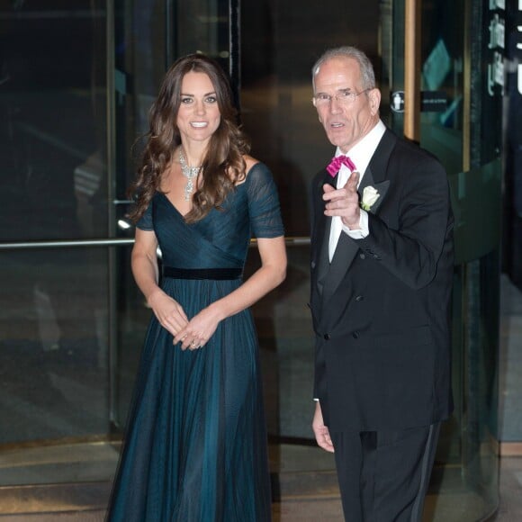 Kate Middleton en Jenny Packham à l'événement The Portrait Gala 2014 à Londres, le 11 février 2014.