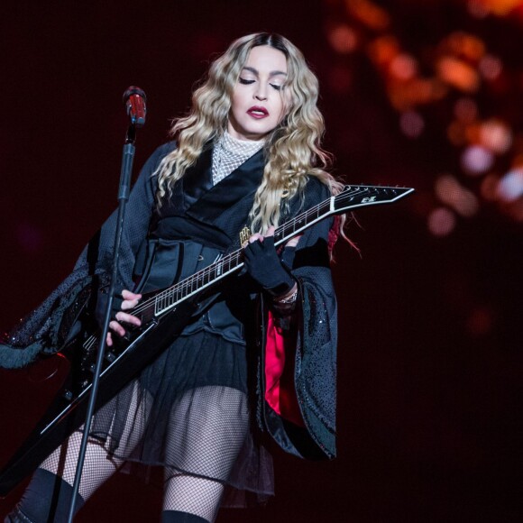 Concert de Madonna à l'AccorHotels Arena (Bercy) à Paris, le 9 décembre 2015.