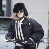 La chanteuse Madonna fait du vélo et va visiter la Sagrada Familia à Barcelone, le 23 novembre.