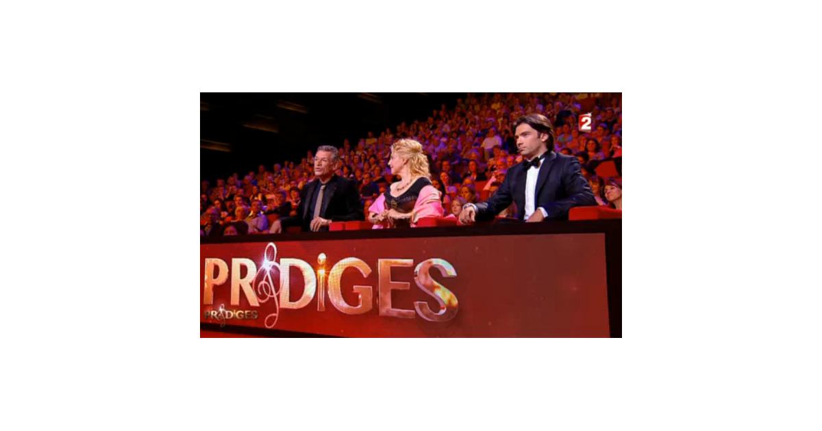 Le jury de Prodiges sur France 2, le samedi 26 décembre 2015. Purepeople