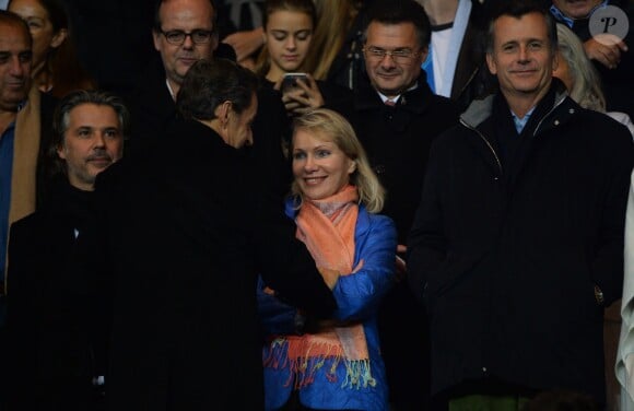 Nicolas Sarkozy, Margarita Louis-Dreyfus et Philipp Hildebrand lors de la renconte de Ligue 1 entre le Paris Saint-Germain et l'Olympique de Marseille, au Parc des Princes à Paris, le 4 octobre 2015